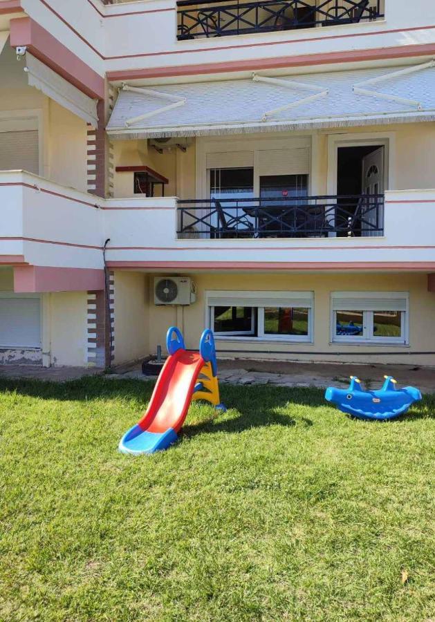 Apartmán The Twelve In Iraklitsa Nea Iraklitsa Exteriér fotografie